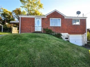 1002 Santa Monica Dr, McKeesport, PA 15133