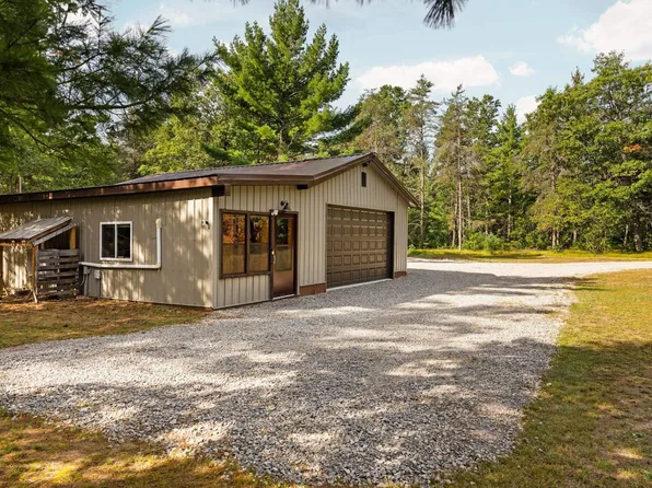 11663 Blueberry Trl SE, Fife Lake, MI 49633