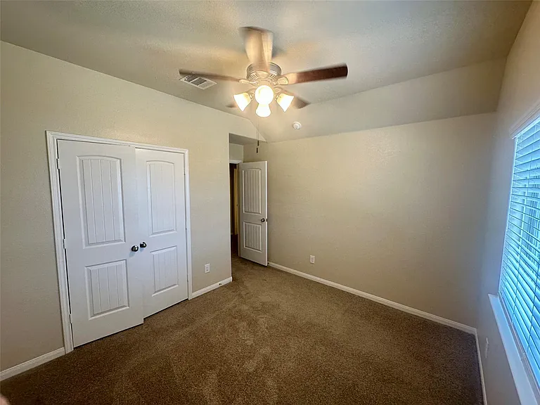 15518 Marina Dr — Photo 14