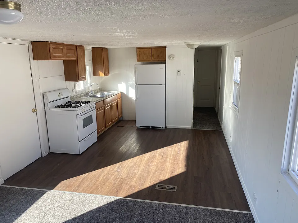 247 N 2 W #6
