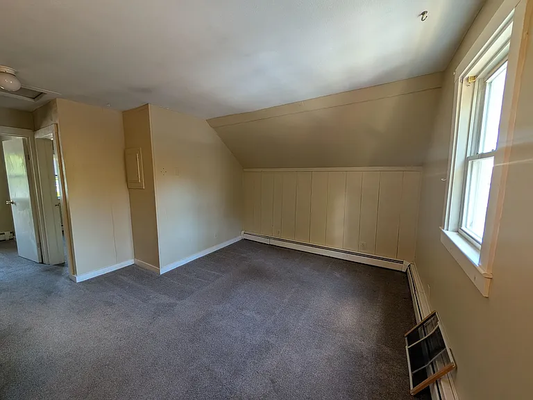 73 Highland St — Photo 23