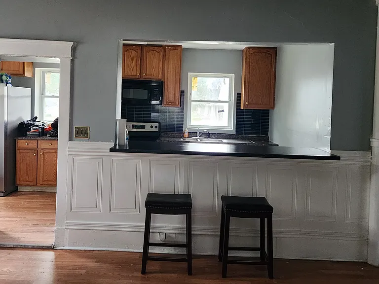 748 S East Ave #1 — Photo 8