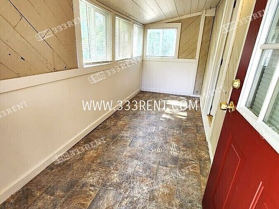 3rd image of 9112 McGee St