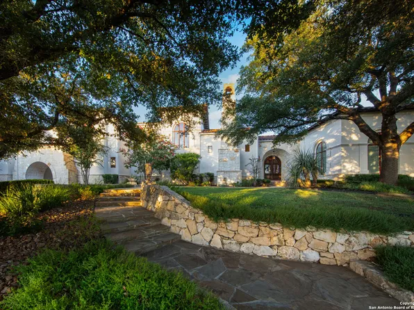 9 KELIAN CT, San Antonio, TX 78230