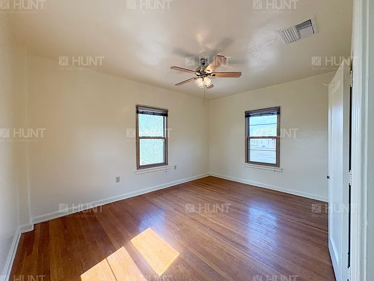 21 Inner Octagon St #635 — Photo 3