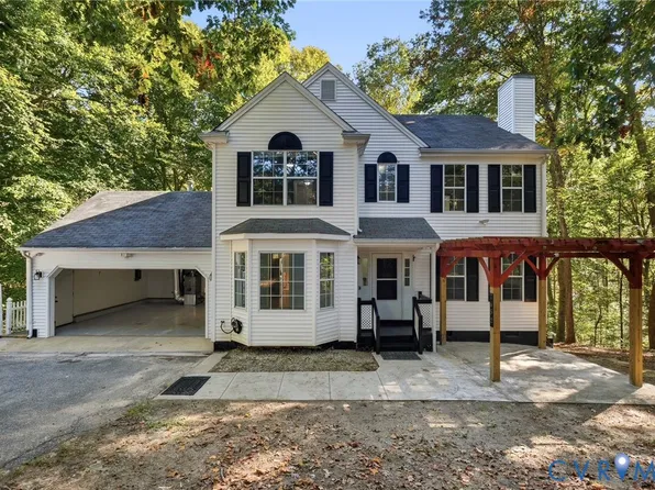 7652 Thacher Dr, Toano, VA 23168