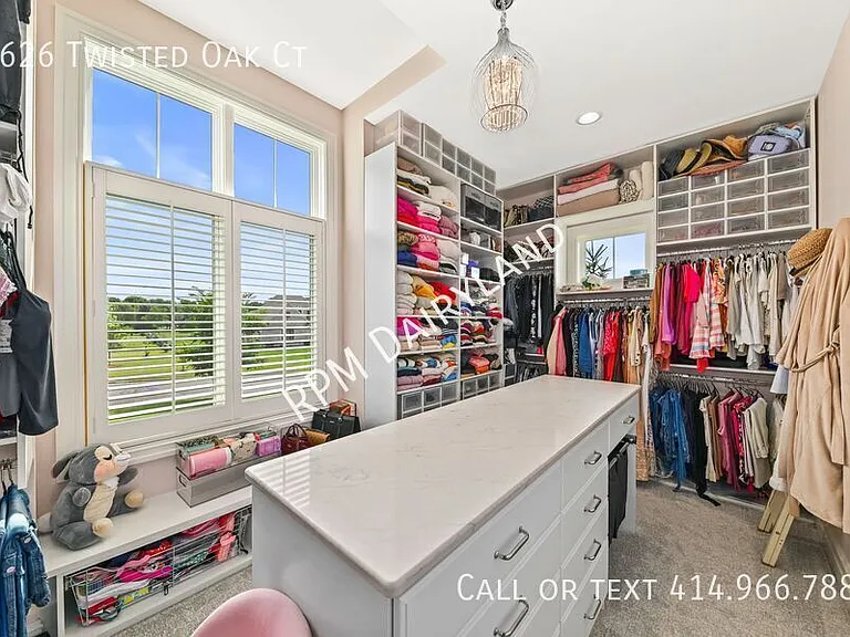 1626 Twisted Oak Ct — Photo 22