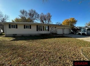 410 1st Ave SE, Mapleton, MN 56065