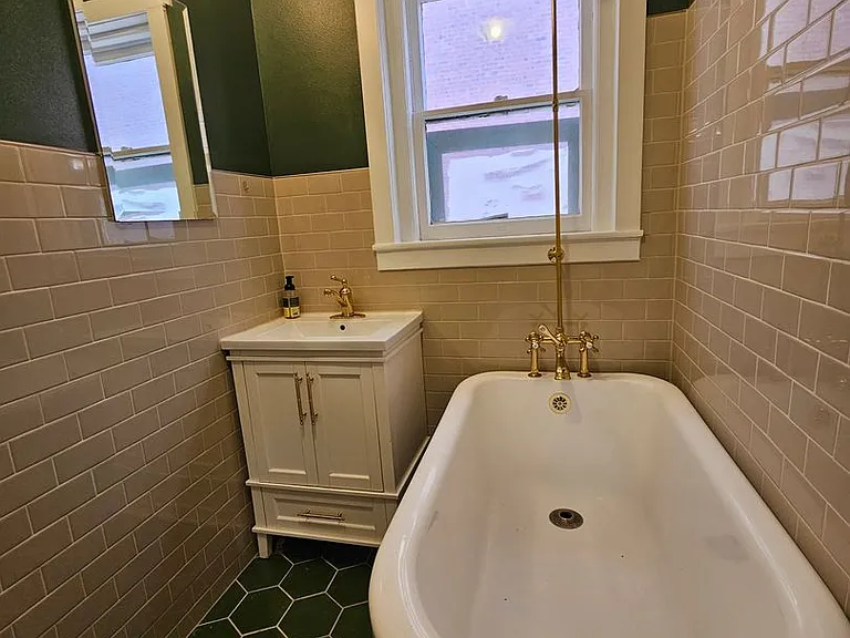 1137 N Sherman St #14 — Photo 30