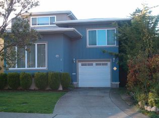 87 Cliffside Dr, Daly City, CA 94015