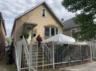 10711 S Buffalo Ave, Chicago, IL