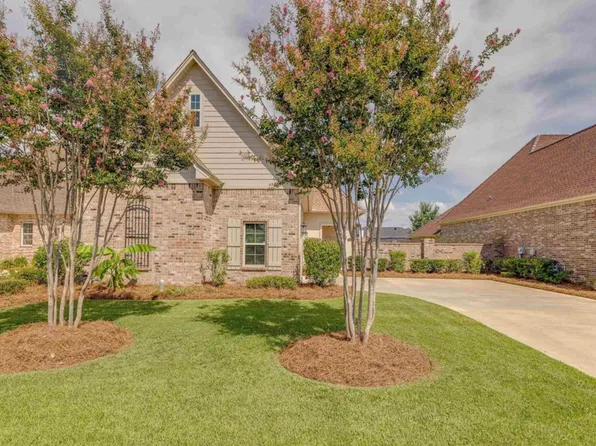 107 Vieux Carre Pl, Monroe, LA 71203