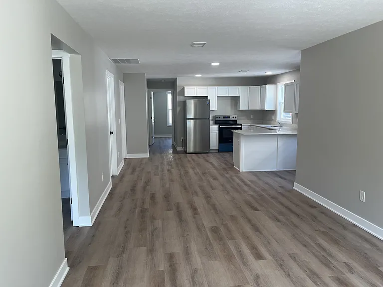 524 Oak Ave — Photo 9