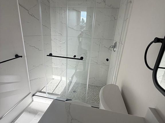 2nd image of 311 Elm St #201