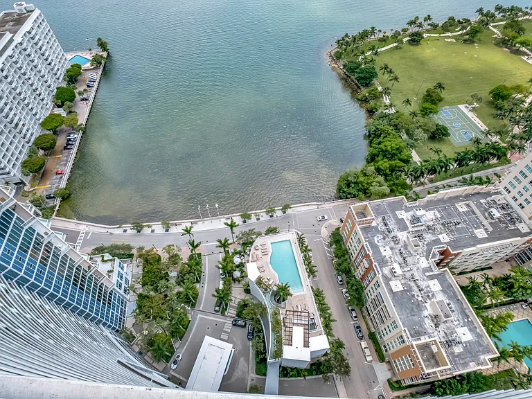2020 N Bayshore Dr #3409 — Photo 20