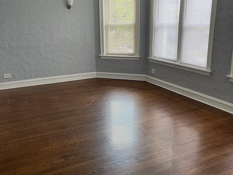 10724 S Avenue C #2 — Photo 5