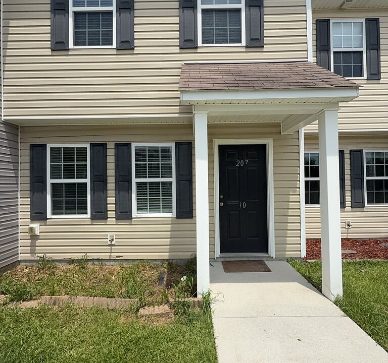 1st image of 207 Lanieve Ct Unit 10