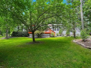 2 Registro Rd, Shawangunk, NY 12566