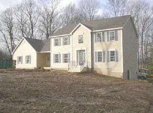 10 Watch Hill Rd, Newtown, CT 06470