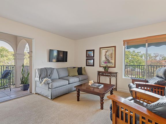 4th image of 350 Por La Mar Cir
