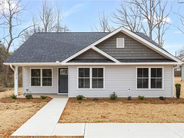 1218 Bowen Dr, Archdale, NC 27263