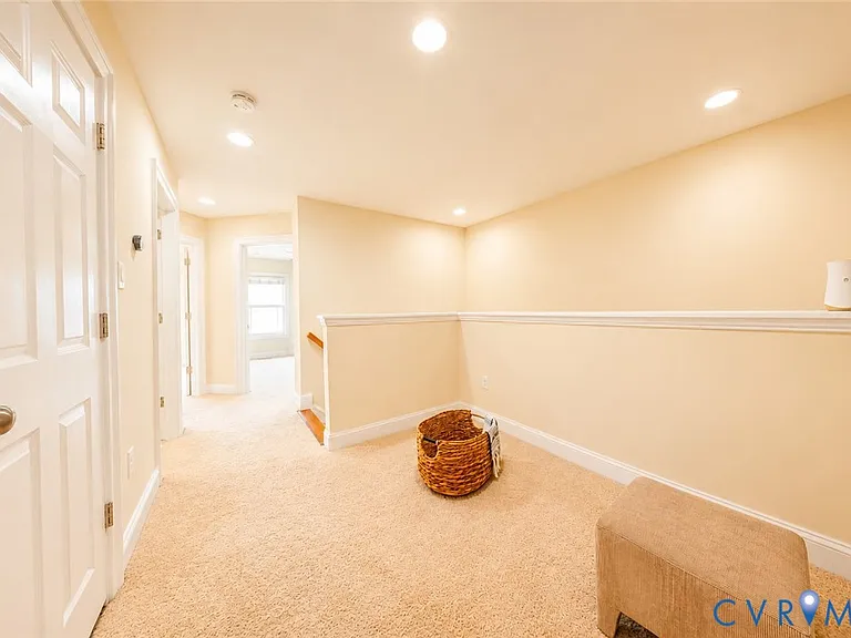 5421 Hickory Ann Dr — Photo 35