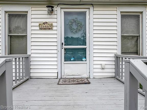 2nd image of 26669 Spicer St