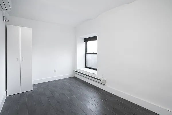 Rented by Compass | media 9