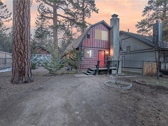 2nd image of 622 Cedar Ln