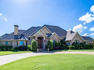 4032 Ratcliffe Dr, Bentonville, AR 72712