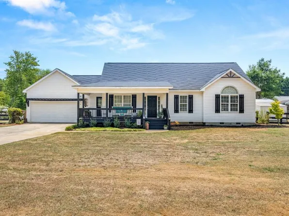 550 Bedford Dr, Hull, GA 30646