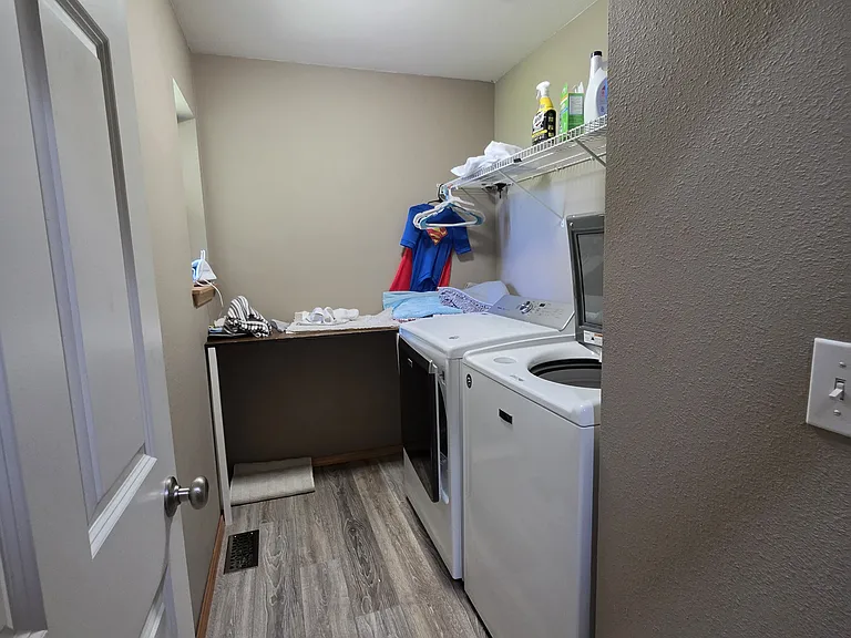 2622A Lincoln Way #A — Photo 11