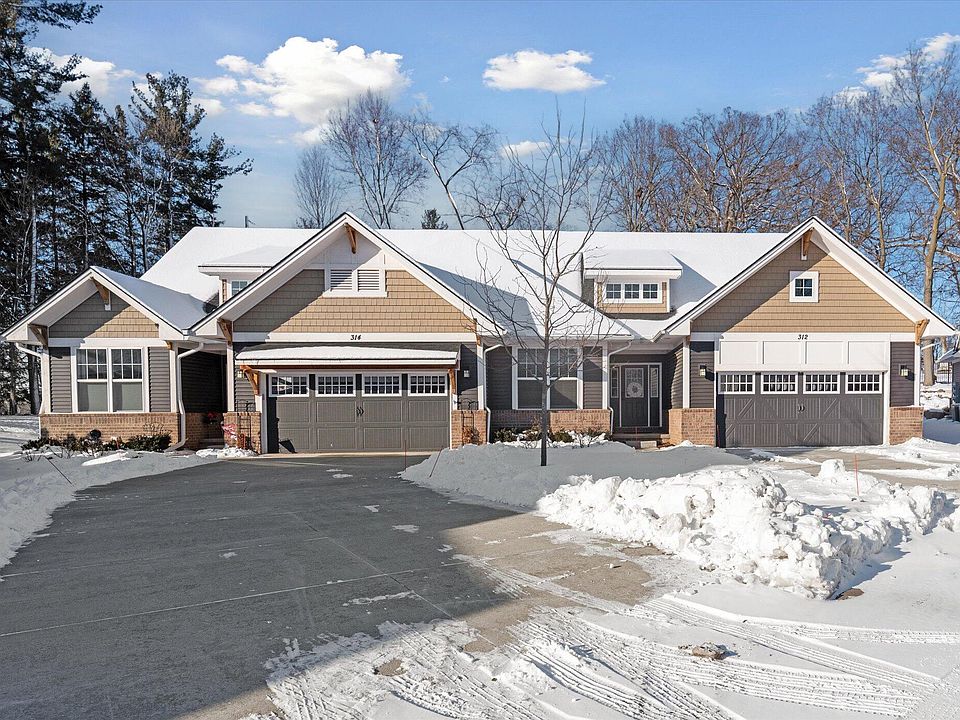 1st image of 312 Curtiss Ln