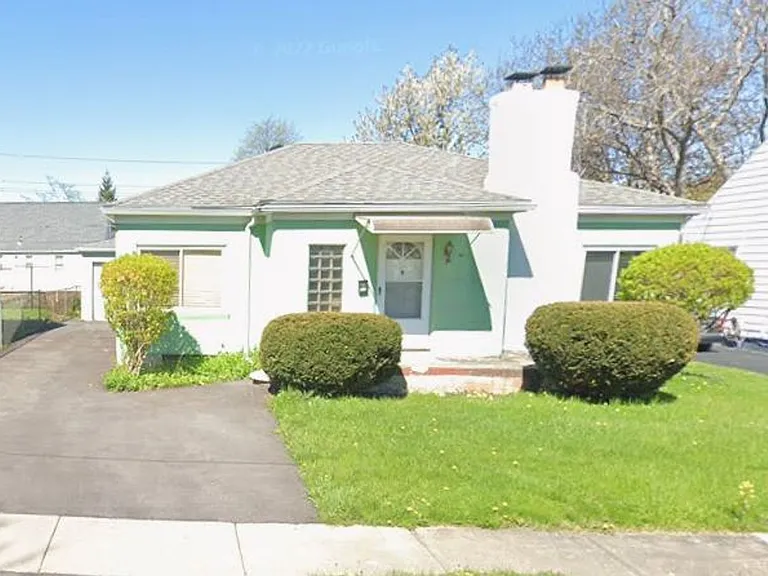 31 Ellsinore St — Photo 1