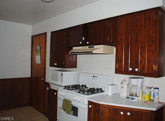 3rd image of 1778 Drexel Ave NW