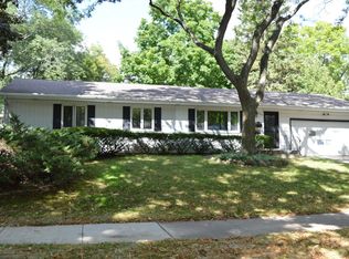 2406 Westbrook Ln, Madison, WI 53711