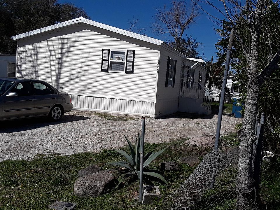 1st image of 1204 Avenue E