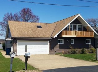 115 Geauga Dr, Huron, OH