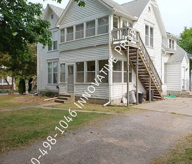 302 Pine St #3 — Photo 1