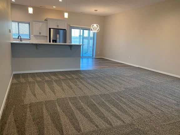 4th image of 6964 Serpentine Dr
