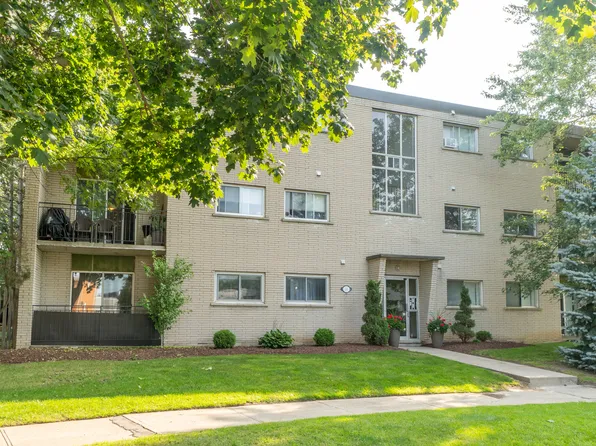 14 Leacrest Ct, Kitchener, ON N2E 1H8