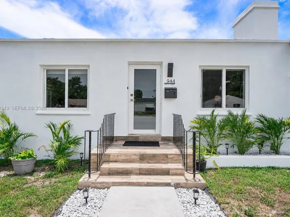 944 NW 47th St, Miami, FL 33127
