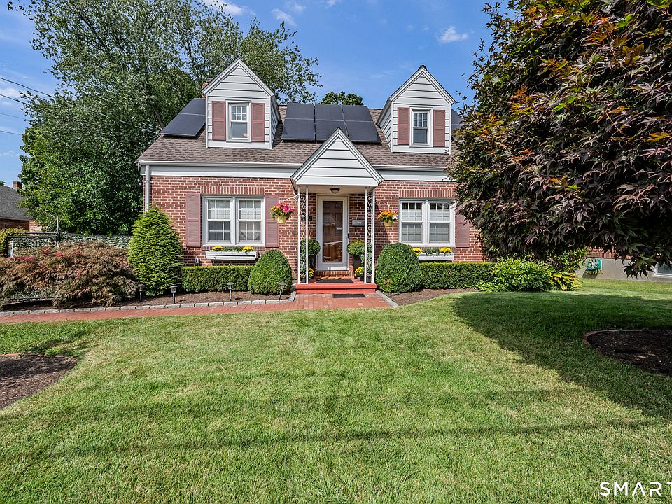 1st image of 720 Jewett Avenue
