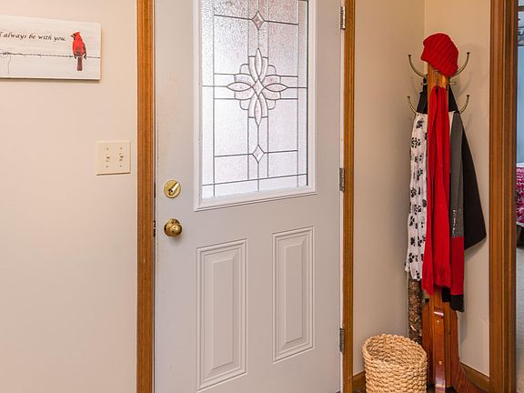 5th image of 634 Hobbs Rd