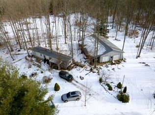 07436 Pincherry Rd, Charlevoix, MI 49720