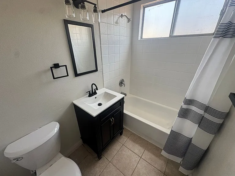 1071 Osage Dr — Photo 10