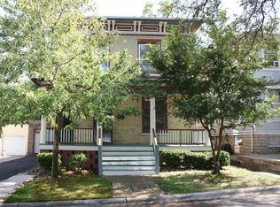 129 Tennyson Ct, Elgin, IL 60120