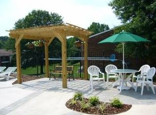3025 Ingleside Dr APT F, High Point, NC 27265