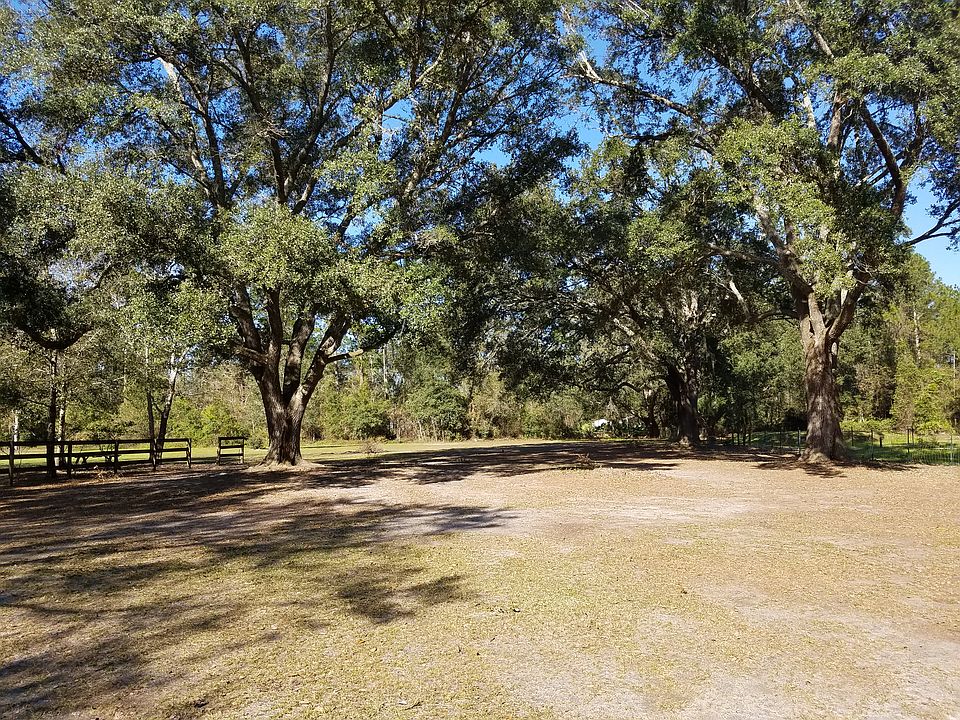 1st image of 2244 Janet Dr