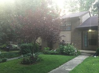 2036 Headlands Cir, Reston, VA 20191